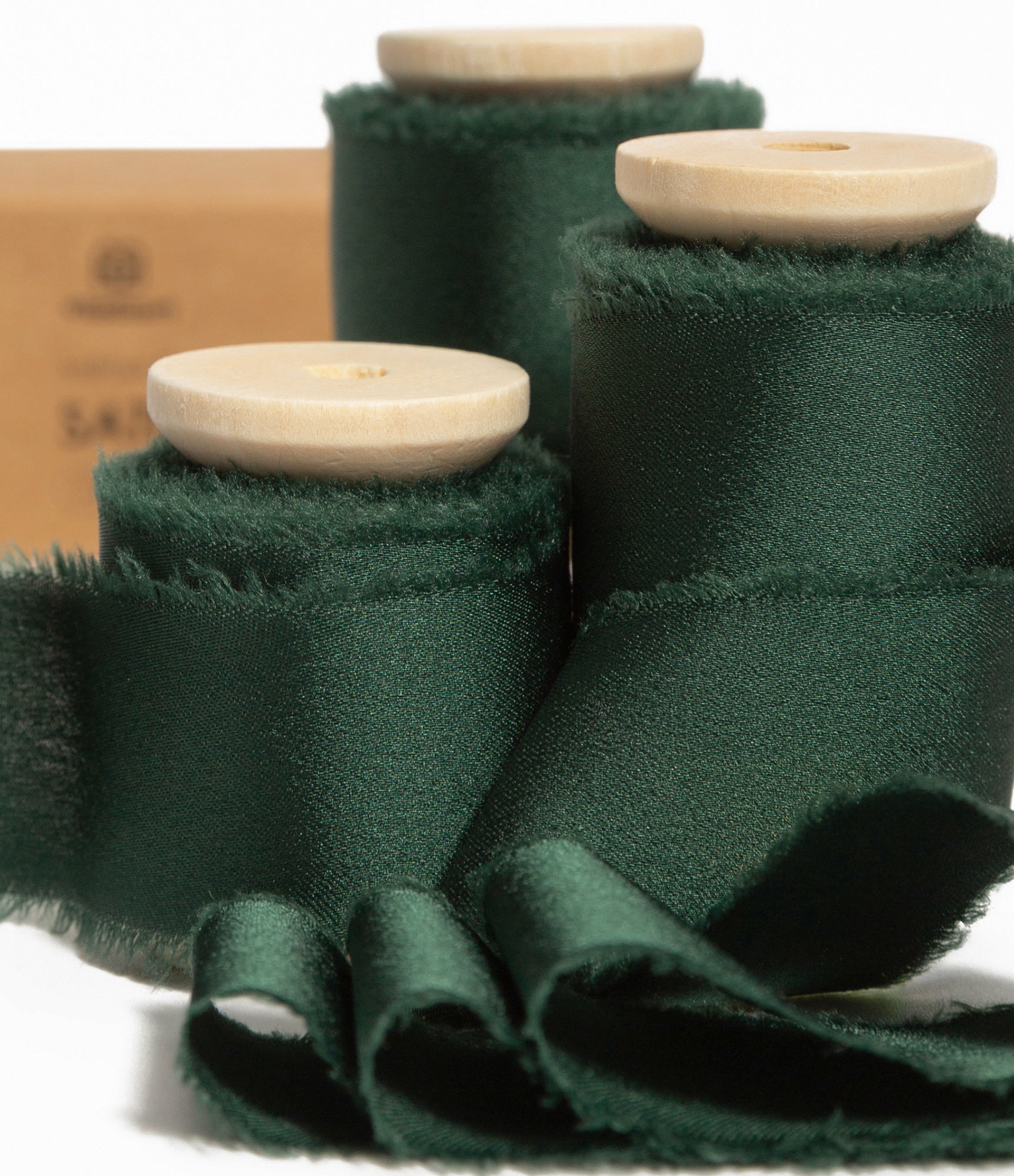 Silk Satin Ribbon With Wooden Spool 1" x 15 Yd (Dark Green)